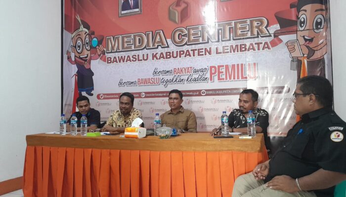 Kunjungan Perdana ke Bawaslu Lembata, Ketua Bawaslu Provinsi NTT Nonato Berikan Penguatan dan Motivasi