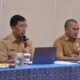 Plh. Sekretaris Ditjen Bina Pembangunan Daerah Kemendagri Zamzani B. Tjenreng membuka rapat evaluasi pelaporan Standar Pelayanan Minimal (SPM) Pra Triwulan IV Tahun Anggaran 2023, Selasa (09/01/2024) di Favehotel PGC Cililitan Jakarta. (Foto: Harianwarga.id)