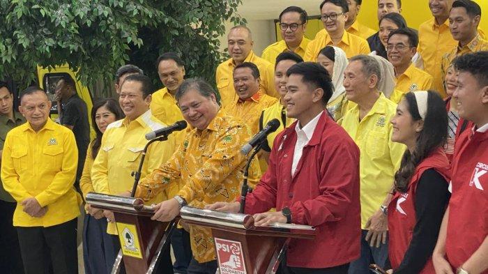 Ketua Umum Partai Golkar, Airlangga Hartarto saat bertemu Ketua Umum PSI, Kaesang Pangarep di Kantor DPP Golkar, Slipi, Jakarta, Kamis (11/07/2024). (Foto: Tribunnews.com)