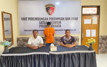 Unit Perlindungan Perempuan dan Anak Satuan Reskrim Polres Lembata kembali menangani Kasus Rudapaksa Siswa Kelas 2 SLB Desa Pada, Kamis (26/09/2024). (Foto: Indonesiasurya.com)