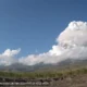 Gunung Lewotobi Laki-Laki Meletus Lagi Senin Pagi 11 November 2024, Abu Vulkanik Menyeruak Setinggi 2 Km