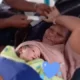 Pasien Ibu Hamil yang melahirkan di dalam Kapal Cepat Ina Maria 03. (Foto: Istimewa)