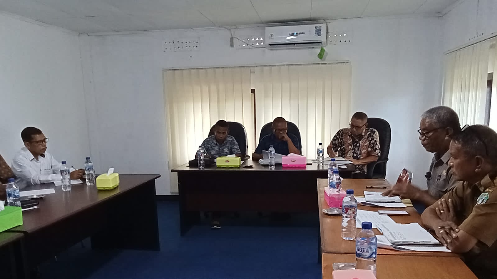 Rapat Kerja Komisi II DPRD Flores Timur Dengan Dinas Pertanian dan Ketahanan Pangan. (Foto: Harianwarga/Rs)