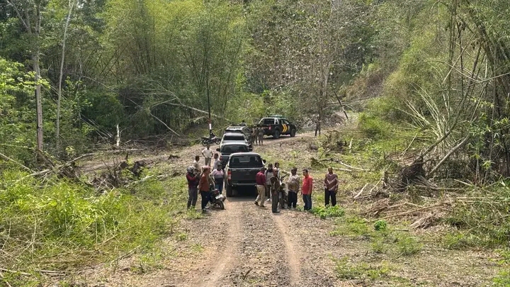 Titik Kritis Jalan Bolibean-Loang. Harianwarga/Prokompimkablembata.