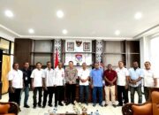 Wakil Bupati Lembata Bahas Solusi Permasalahan BBM dengan Pihak APMS, Rabu (08/10/2025). HARIANWARGA/Istimewa.