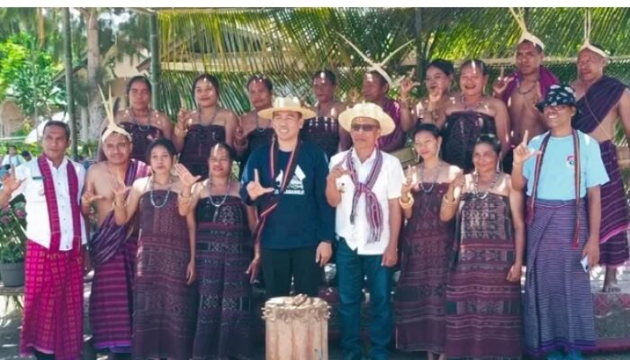 Hadir di Desa Atakore, Wabup Nasir Laode: Warisan Budaya Sebagai Misi Pembangunan Daerah