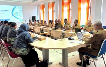 Sekda Tapo Bali Pimpin Rapat Rekonsiliasi Data Peserta dan Iuran BPJS Kesehatan Triwulan III Tahun 2025. Harianwarga/Istimewa.
