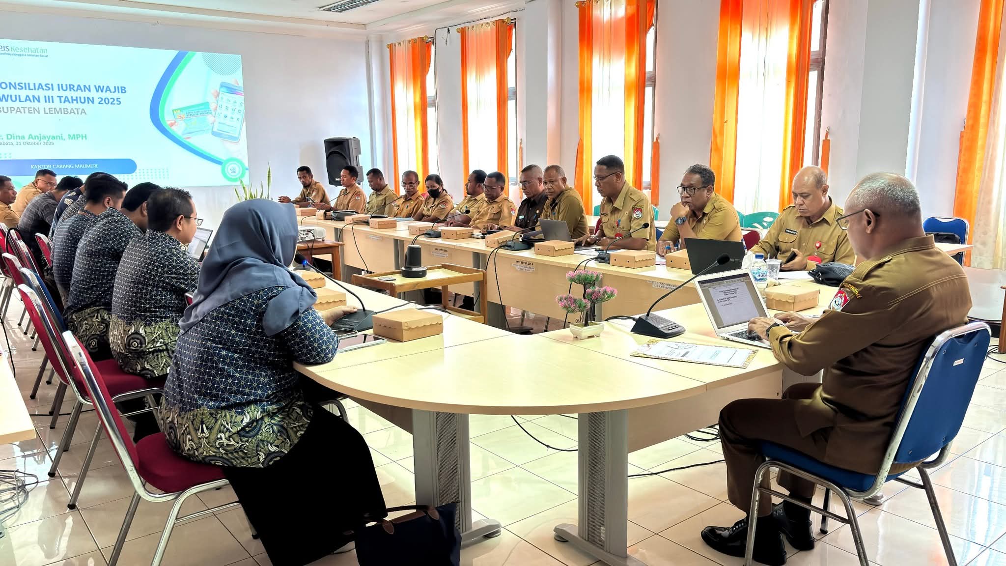 Sekda Tapo Bali Pimpin Rapat Rekonsiliasi Data Peserta dan Iuran BPJS Kesehatan Triwulan III Tahun 2025. Harianwarga/Istimewa.