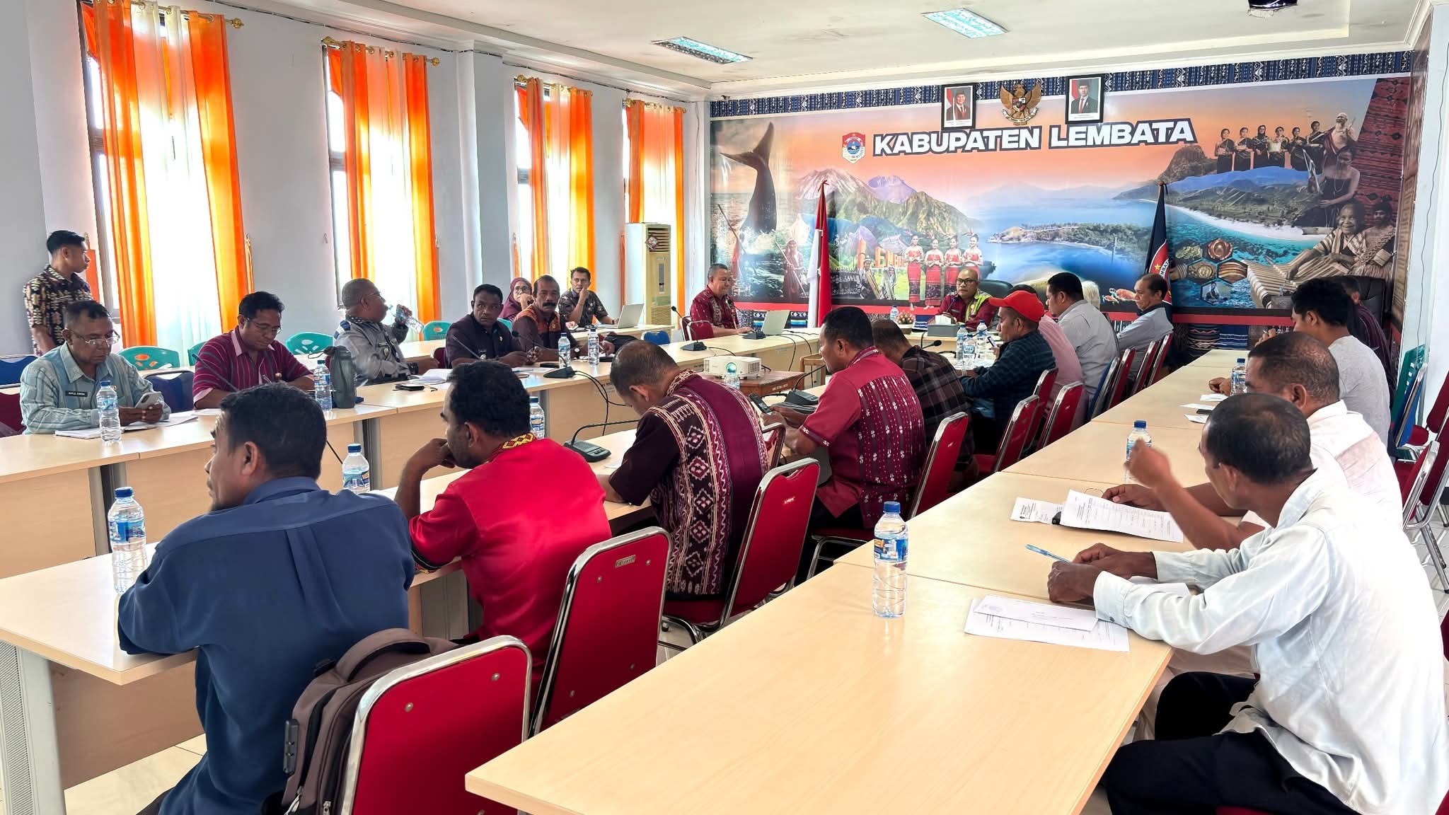 Bupati Lembata Pimpin Rapat Percepatan Pelaksanaan Program MBG 3T. FOTO: Istimewa.