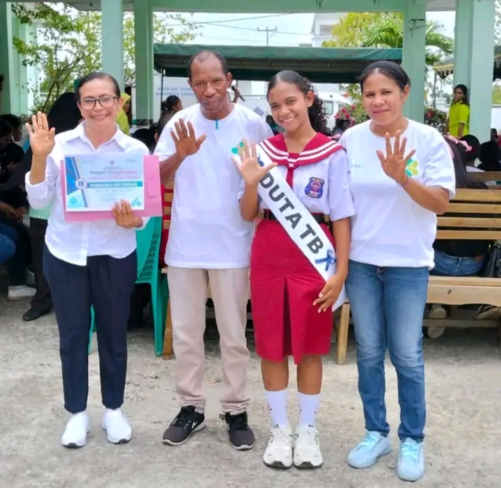 Amelia Leumara, Siswi SMA Frateran Don Bosco Lewoleba. Foto: Istimewa.