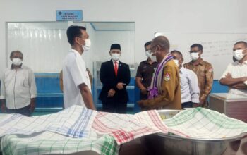 Acara peluncuran perdana Dapur MBG Longser ini dilaksanakan pada Senin, (10/11/2025). Foto: Harianwarga/Prokompim.