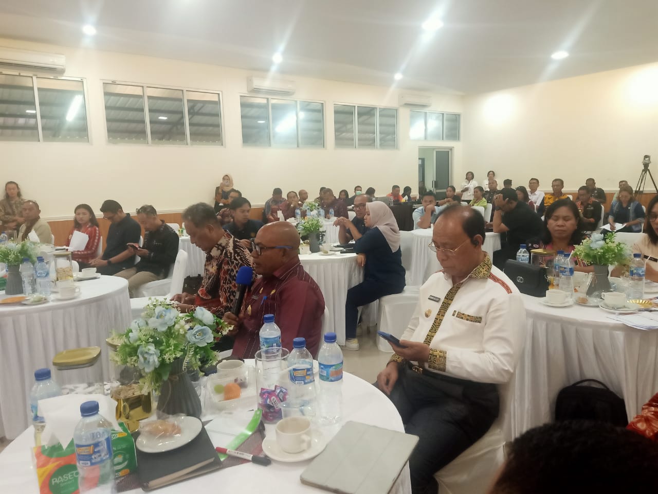 Seminar Keadilan Fiskal Nasional di Aula Asa Hotel, Larantuka, Flores Timur, Kamis (06/11/2025). Foto: Istimewa.