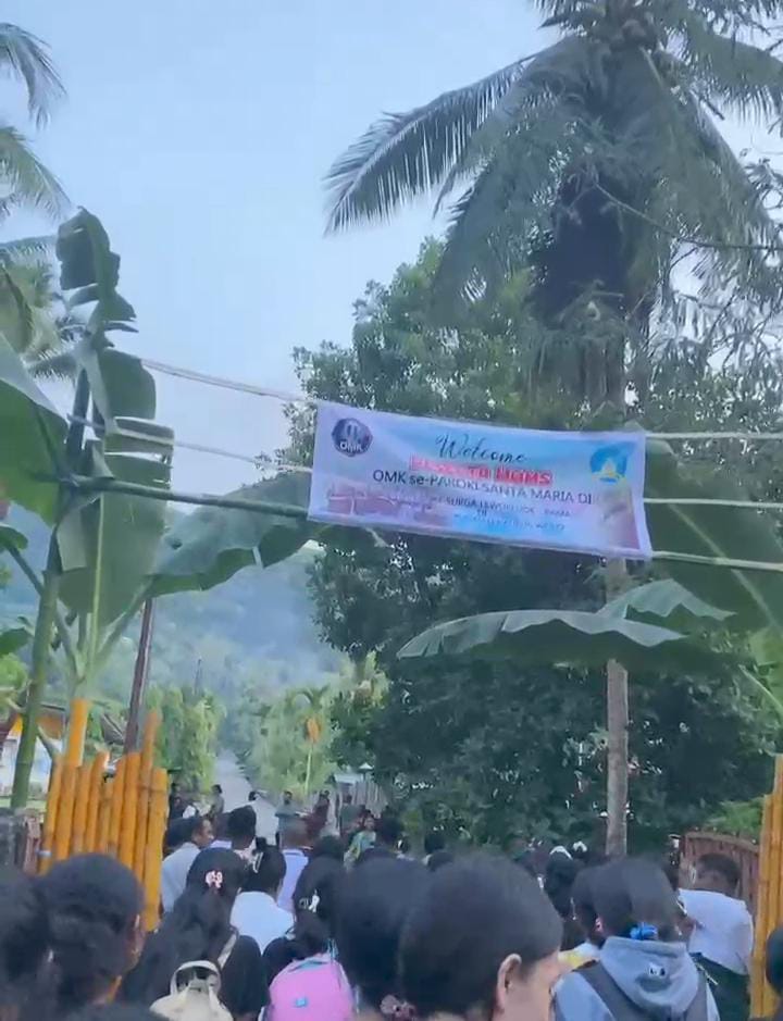 OMK Paroki Lewokluok Bama Keuskupan Larantuka Ikuti Rangkaian Acara Sambut Hari Orang Muda Sedunia. Foto: Harianwarga/Astyn.