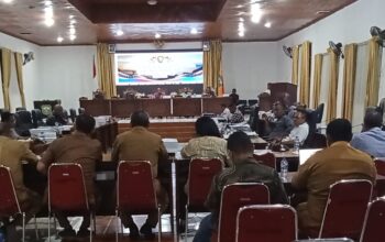 Pinjaman Rp10 Miliar Dinilai Merugikan Daerah, Empat Fraksi Dan Banggar DPRD Flores Timur Dorong Opsi Baru yang Lebih Berani