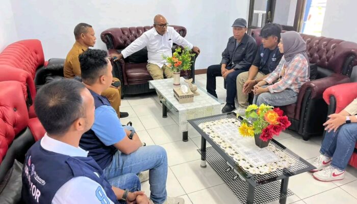 Bupati dan Wakil Bupati Lembata Audiensi dengan Tim Surveyor KKP dan Mahasiswa IPB Terkait Kampung Nelayan Merah Putih