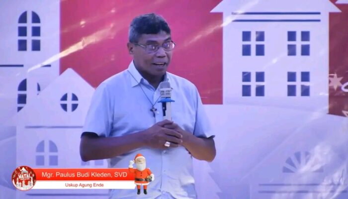 Dalam Symphony Natal Universitas Flores 2025, Uskup Tekankan Makna Simfoni dan Harmoni Hidup