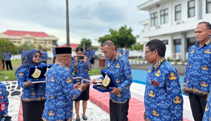12 Sekolah di Lembata Terima Penghargaan Adiwiyata 2025, Bupati Tekankan Pentingnya Pendidikan Lingkungan