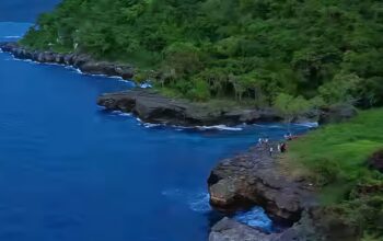 Menemukan Kepingan Surga yang Tertinggal di Don Poho, Desa Dolulolong