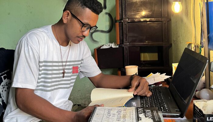 “Berbagai Aksara yang Menjelma”, Karya Frederikus Anwar Geli, Siswa SMAK St. Thomas Aquinas Ruteng