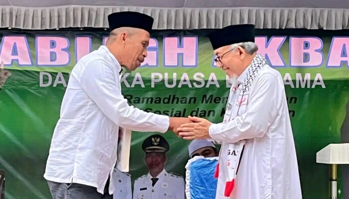 Membuka Tabligh Akbar di Masjid Ummul Quroh: Wabup Nasir Tekankan Kepekaan Sosial dan Kerukunan