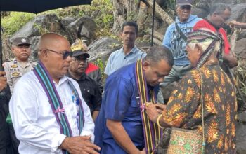 Pelestarian Kearifan Lokal, Bupati Lembata Kukuhkan Wilayah Muro Todanara. Foto: Istimewa.