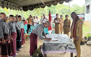 Pengukuhan P3A Waikomo: Bupati Lembata Dorong Irigasi Modern dan Transparan. Foto: Istimewa.