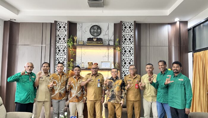 Panen Perdana 1.000 Ton Jagung Hibrida di Lembata: Ujian Model Kemitraan Agribisnis di Lahan Kering