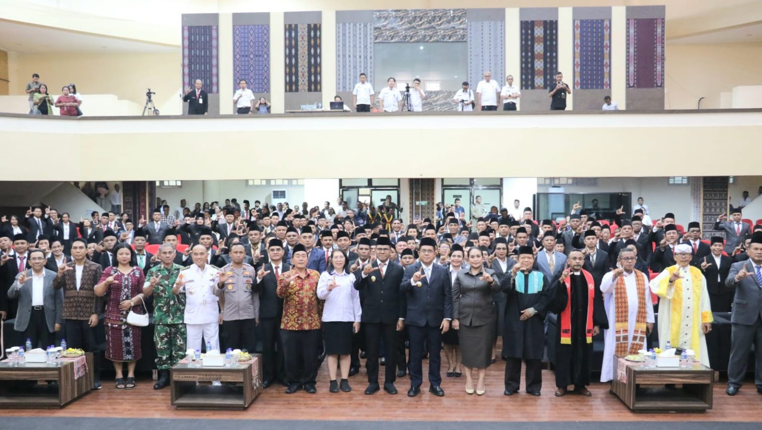 Gubernur NTT Lantik 104 Kepala Sekolah, Dorong Mutu Pendidikan dan Integritas Pengelolaan. Foto: Istimewa.