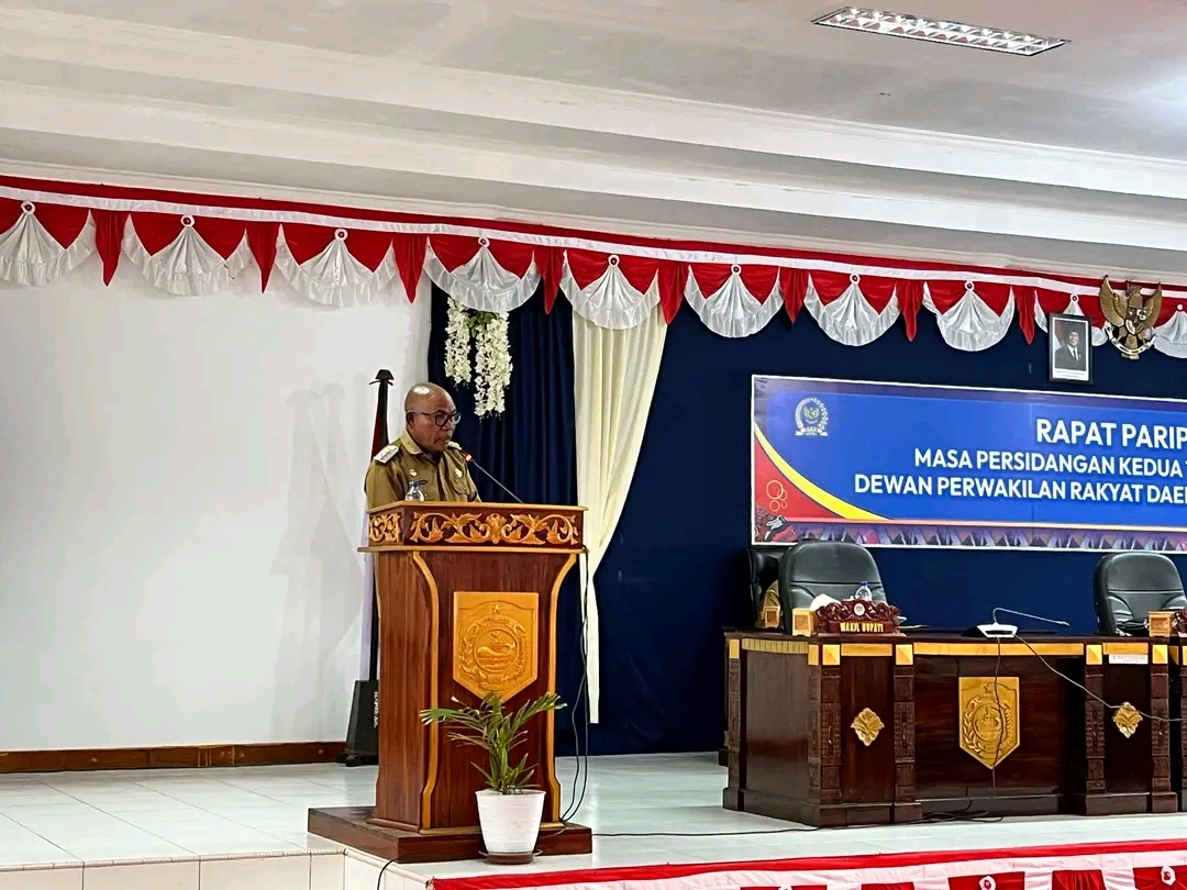 Bupati Lembata Petrus Kanisius Tuaq Sampaikan LKPJ 2025 dalam Rapat Paripurna DPRD. Foto: Istimewa.