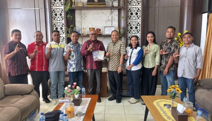 Bupati Lembata Dukung Kegiatan Live In Mahasiswa STIPAS di Desa Hadakewa