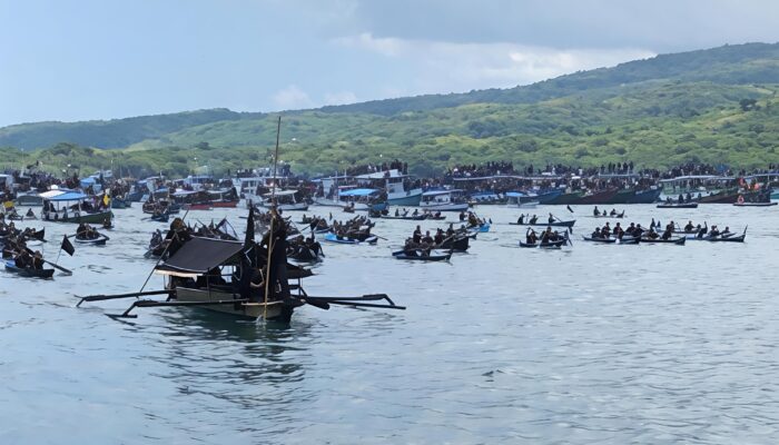 134 Armada Laut Meriahkan Prosesi Semana Santa Larantuka, Ribuan Umat Terlibat