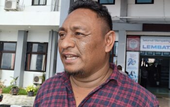 Koordinator Umum AXEL dan FORMALEN, Ciprianus Pito Lerek. Foto: Harianwarga/ivan.