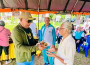 Bupati Lembata Berbaur Bersama Lansia di HLUN ke-30, Suasana Penuh Kekeluargaan. Foto: Istimewa.
