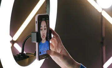 Ilustrasi Live Streaming. Foto: Istimewa.