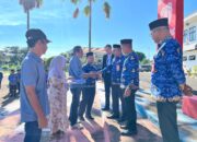 Pemkab Lembata Resmi Salurkan E-Kusuka, Nelayan Kini Punya Identitas Digital Sekaligus Kartu Perbankan. Foto: Istimewa.