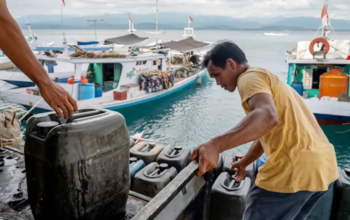 Carut-Marut Distribusi BBM Subsidi di Lembata, Dugaan Jual Beli Rekomendasi Seret Nama Pejabat. Foto: Istimewa.