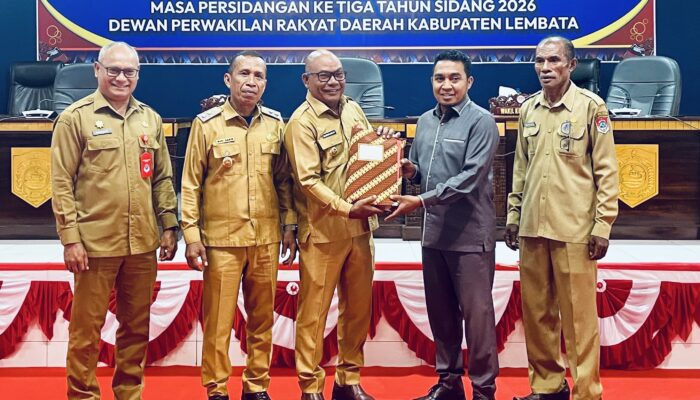 Bupati Lembata Sampaikan Laporan Pertanggungjawaban APBD 2025 dalam Rapat Paripurna DPRD