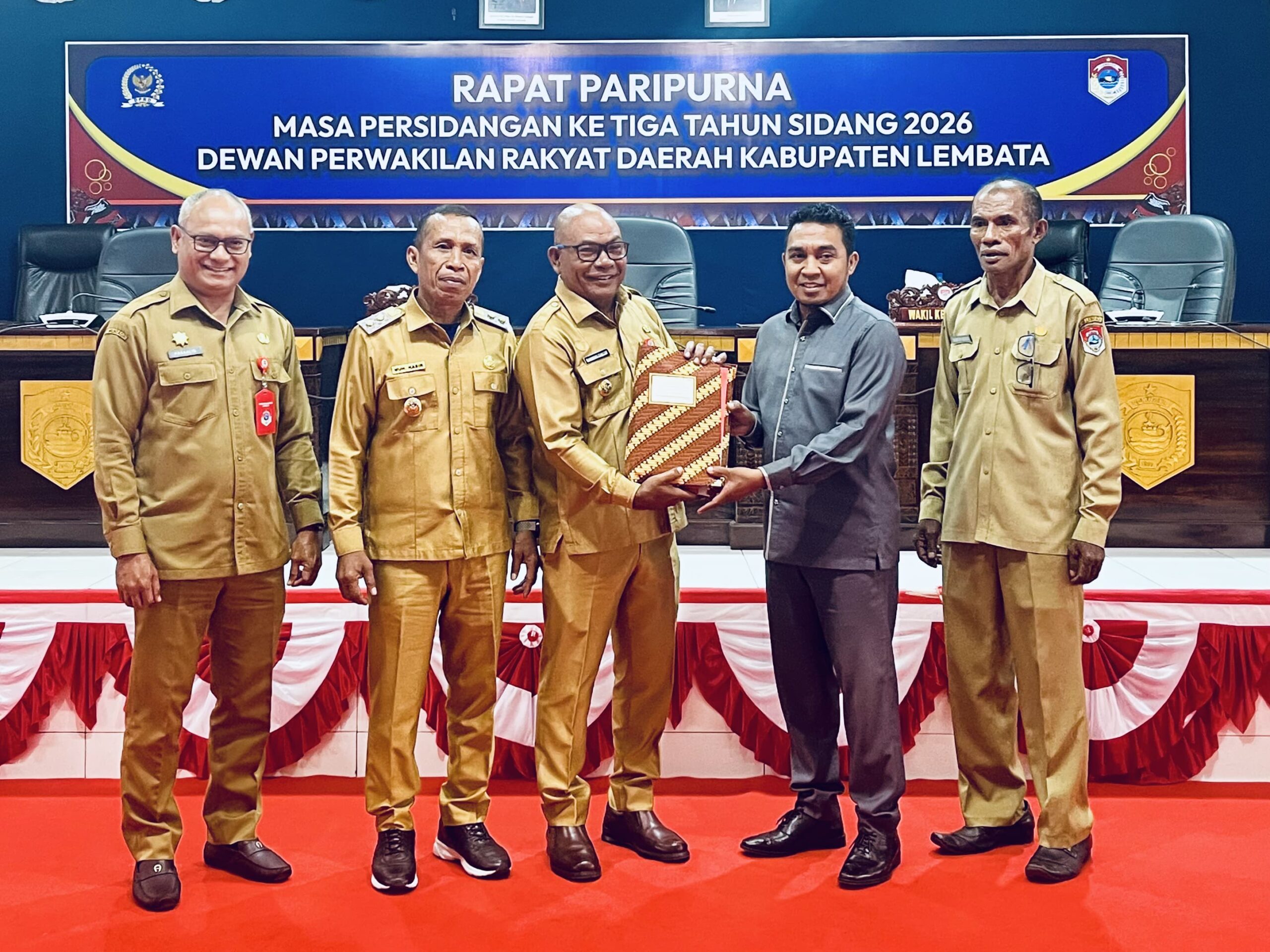 Bupati Lembata Sampaikan Laporan Pertanggungjawaban APBD 2025 dalam Rapat Paripurna DPRD. Foto: Istimewa.