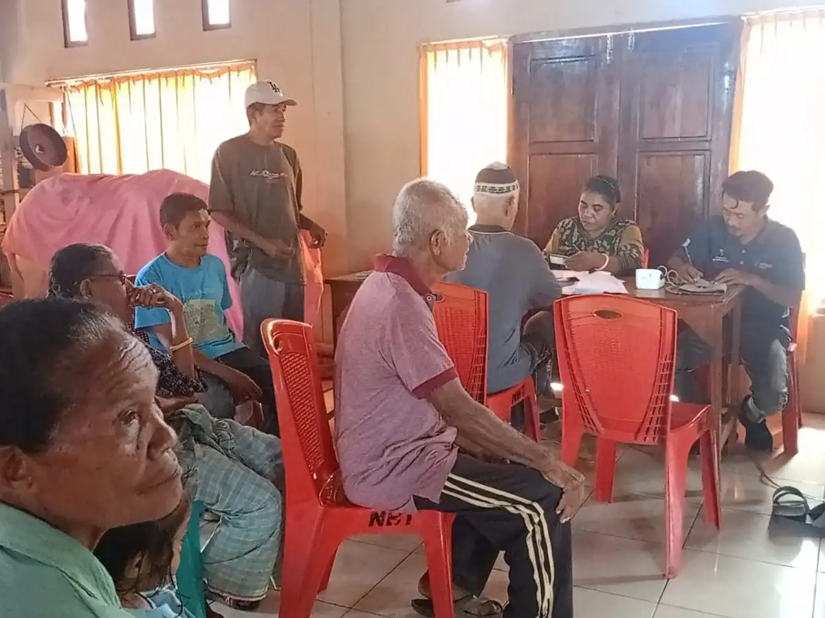 KPOTI NTT dan Puskesmas Waipukang Gelar Pemeriksaan Kesehatan Gratis di Desa Dulitukan. Foto: Istimewa.