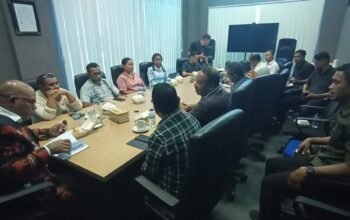 Bupati Lembata P. Kanisius Tuaq Pimpin Pertemuan Strategis dengan Bank NTT. Foto: Istimewa.