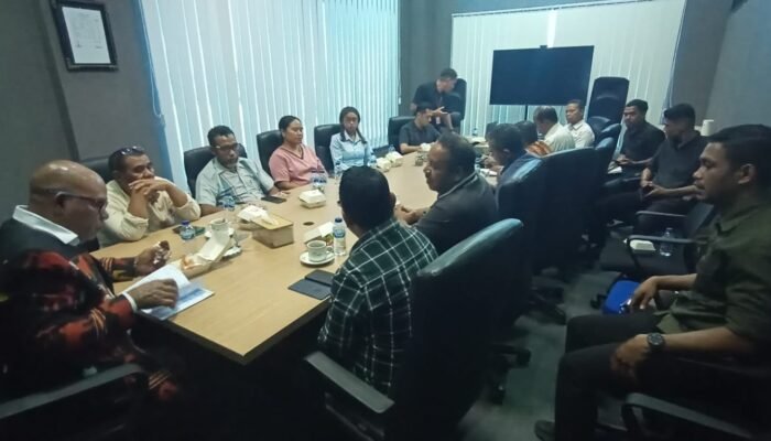 Bupati Lembata P. Kanisius Tuaq Pimpin Pertemuan Strategis dengan Bank NTT