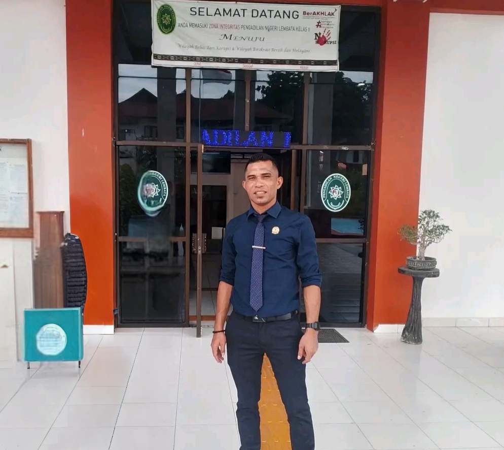 Praktisi hukum, Advokat Rafael Ama Raya, S.H., M.H. Foto: Istimewa.