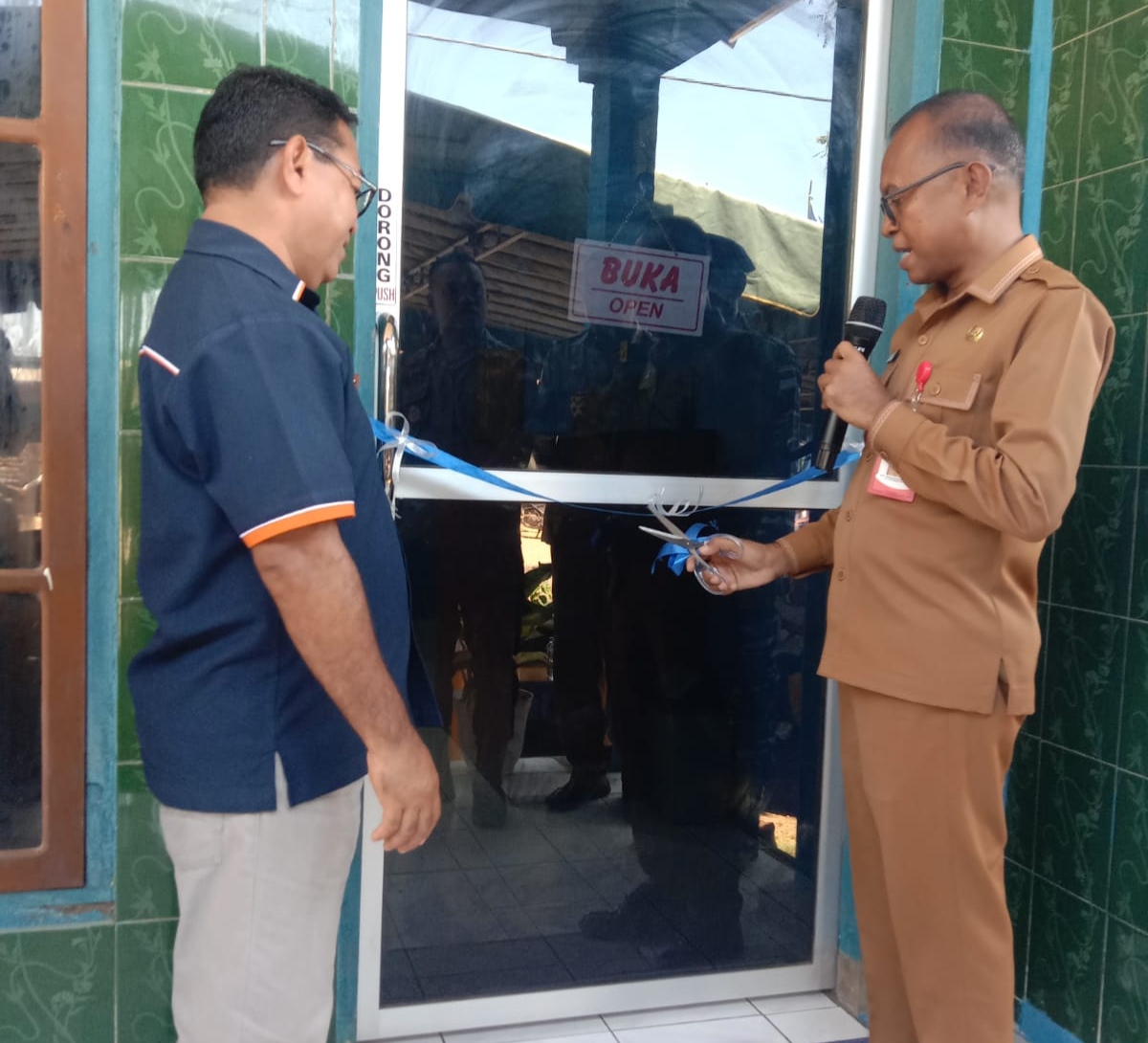 Keterangan Foto: Peresmian Kantor Fungsional Bank NTT di Wulandoni. Foto: Istimewa.